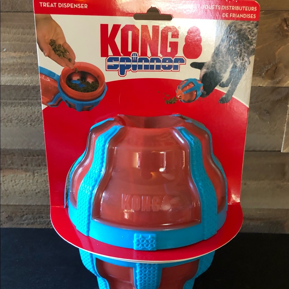 Kong Treat Spinner Dog Toy Large, brand new